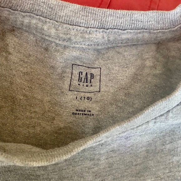 Bundle Gap Boys TShirts 8-10. Gently used.No issue - Picture 3 of 8